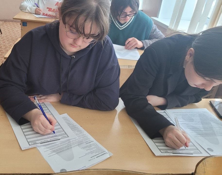 Россия креативная: узнаю творческие профессии.