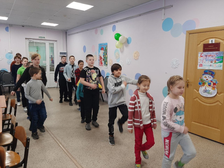 Второй день зимнего пришкольного лагеря "Солнышко".